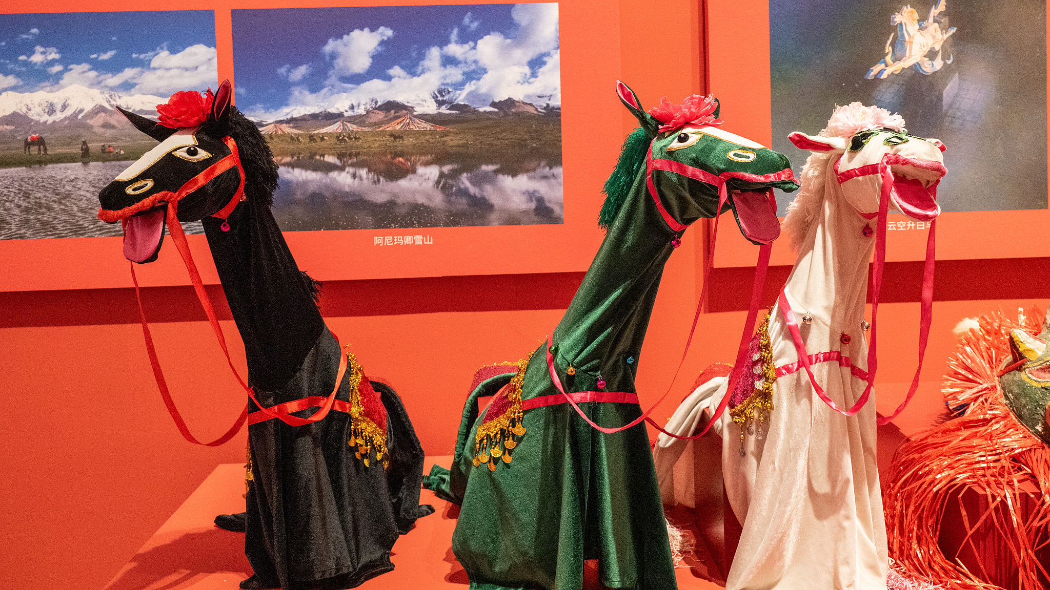 Bamboo horses in Chun'an County, east China's Zhejiang Province, February 4, 2026. /VCG