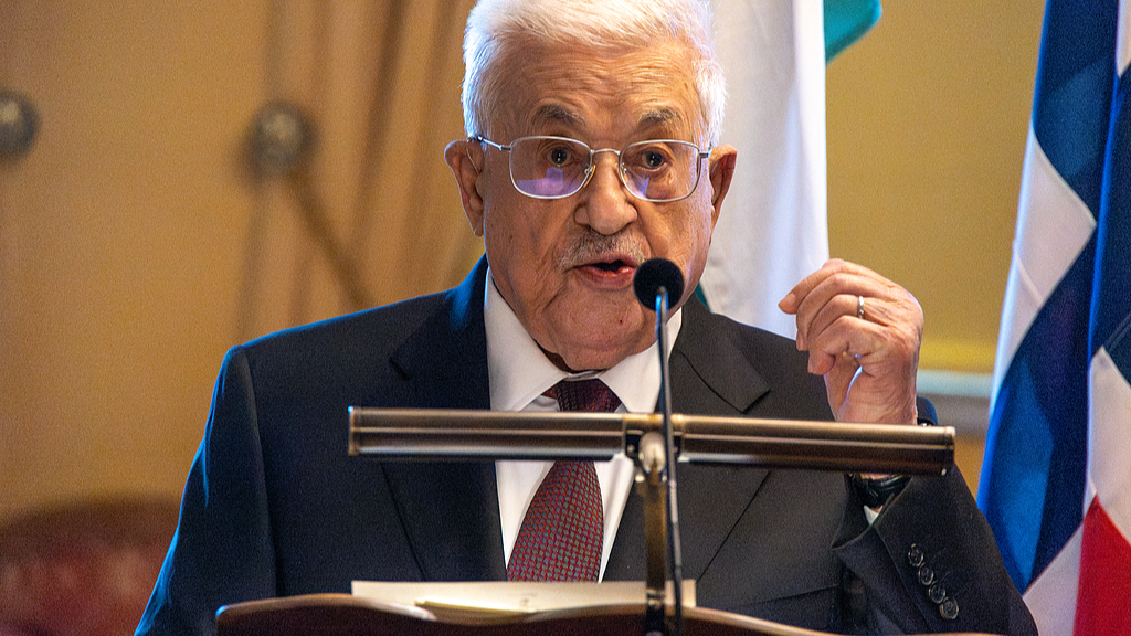 Palestinian President Mahmoud Abbas attends a press conference in Oslo, Norway, February 11, 2026. /VCG