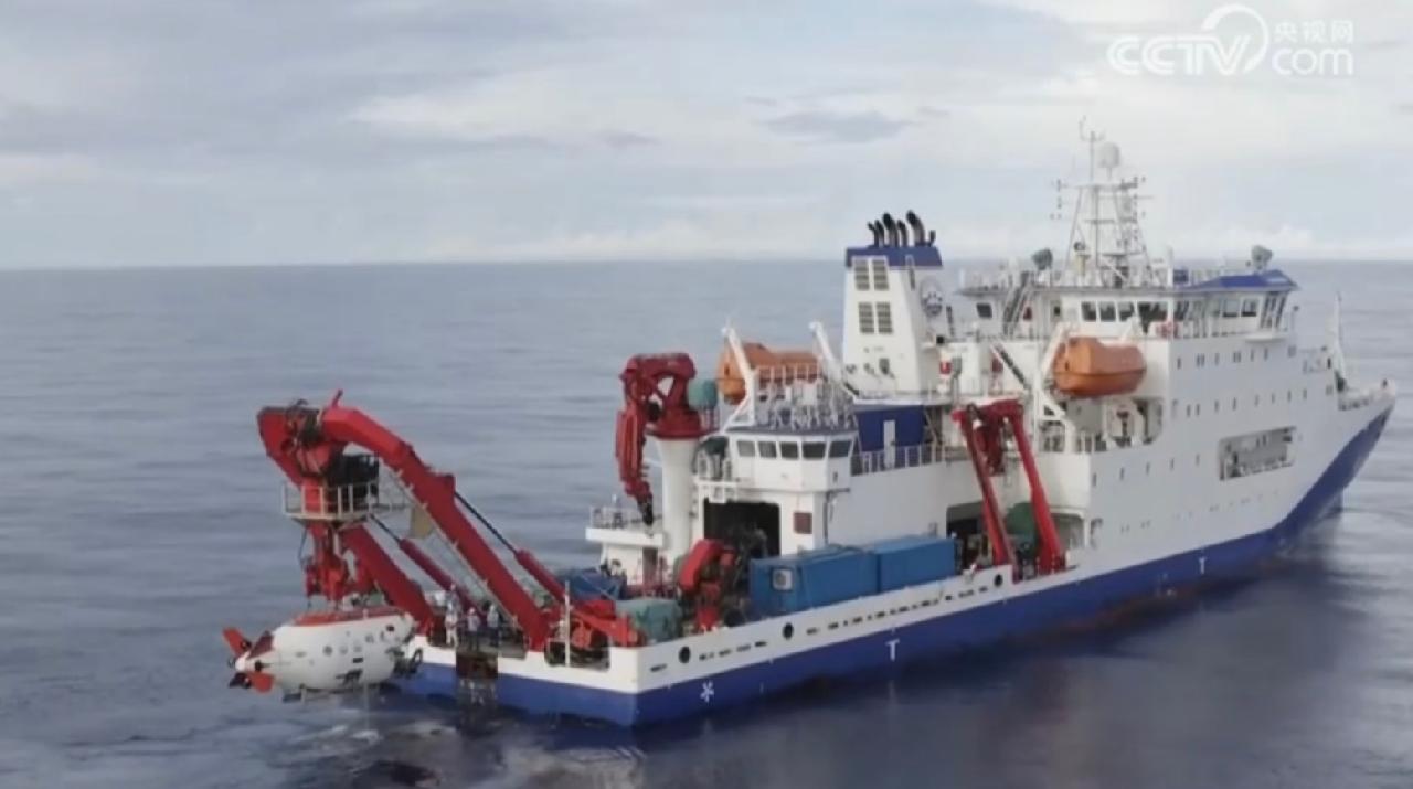 Four Chinese ocean expeditions press on during Spring Festival