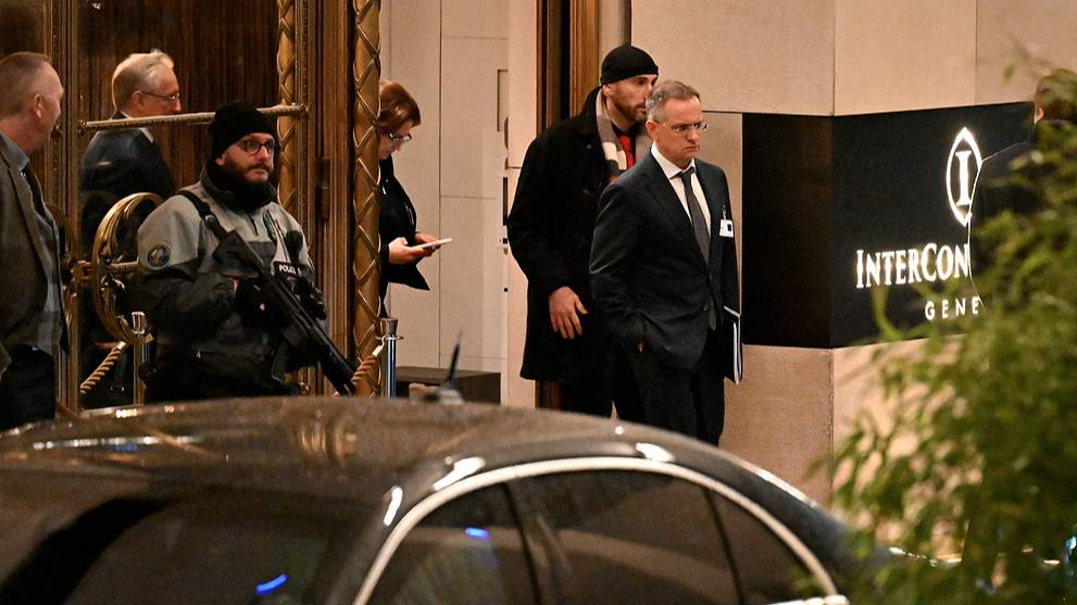 Russia's top negotiator Vladimir Medinsky leaves the Intercontinental hotel in Geneva, Switzerland, February 17, 2026. /VCG