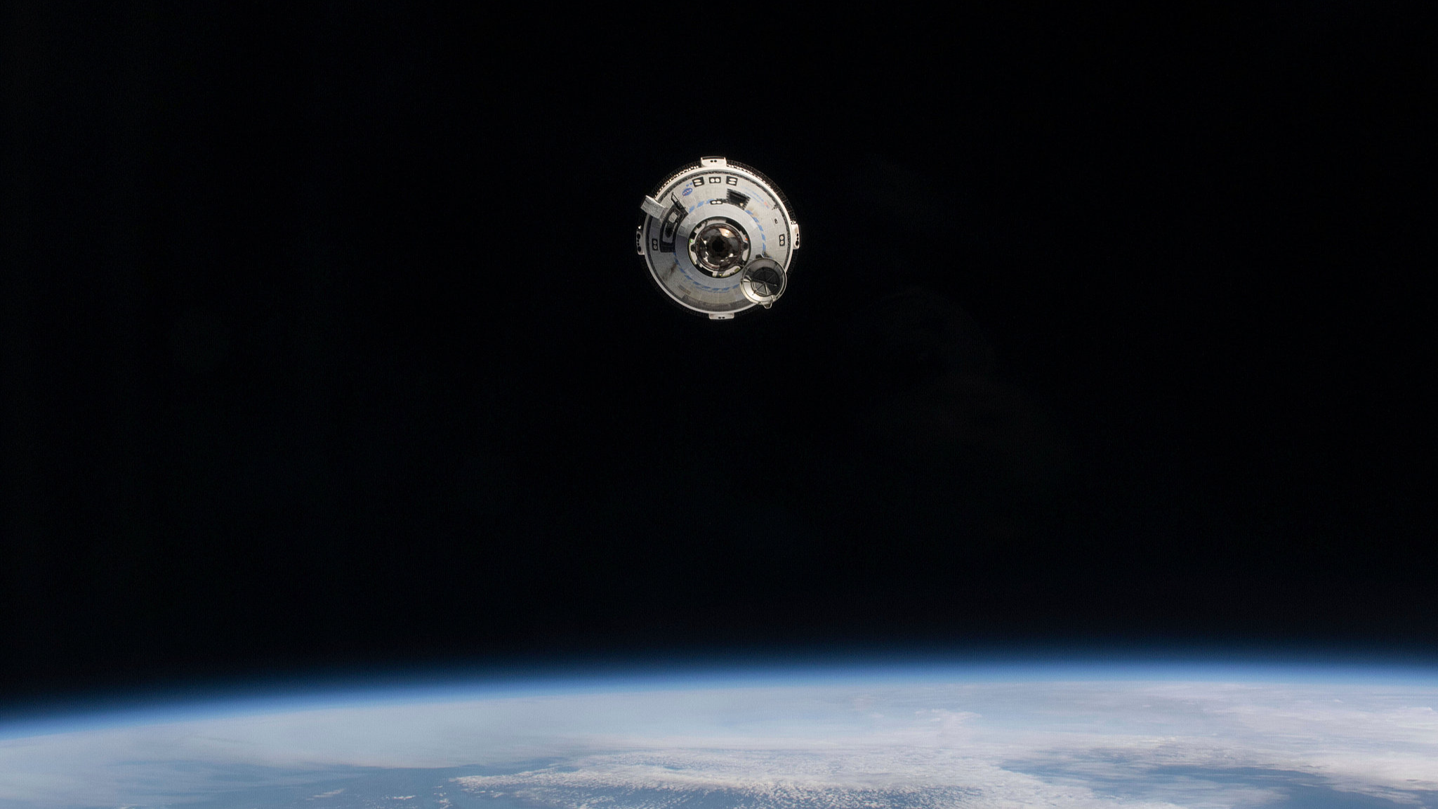 Boeing Starliner spacecraft with astronauts Butch Wilmore and Suni Williams aboard approaches the International Space Station on June 6, 2024. /VCG