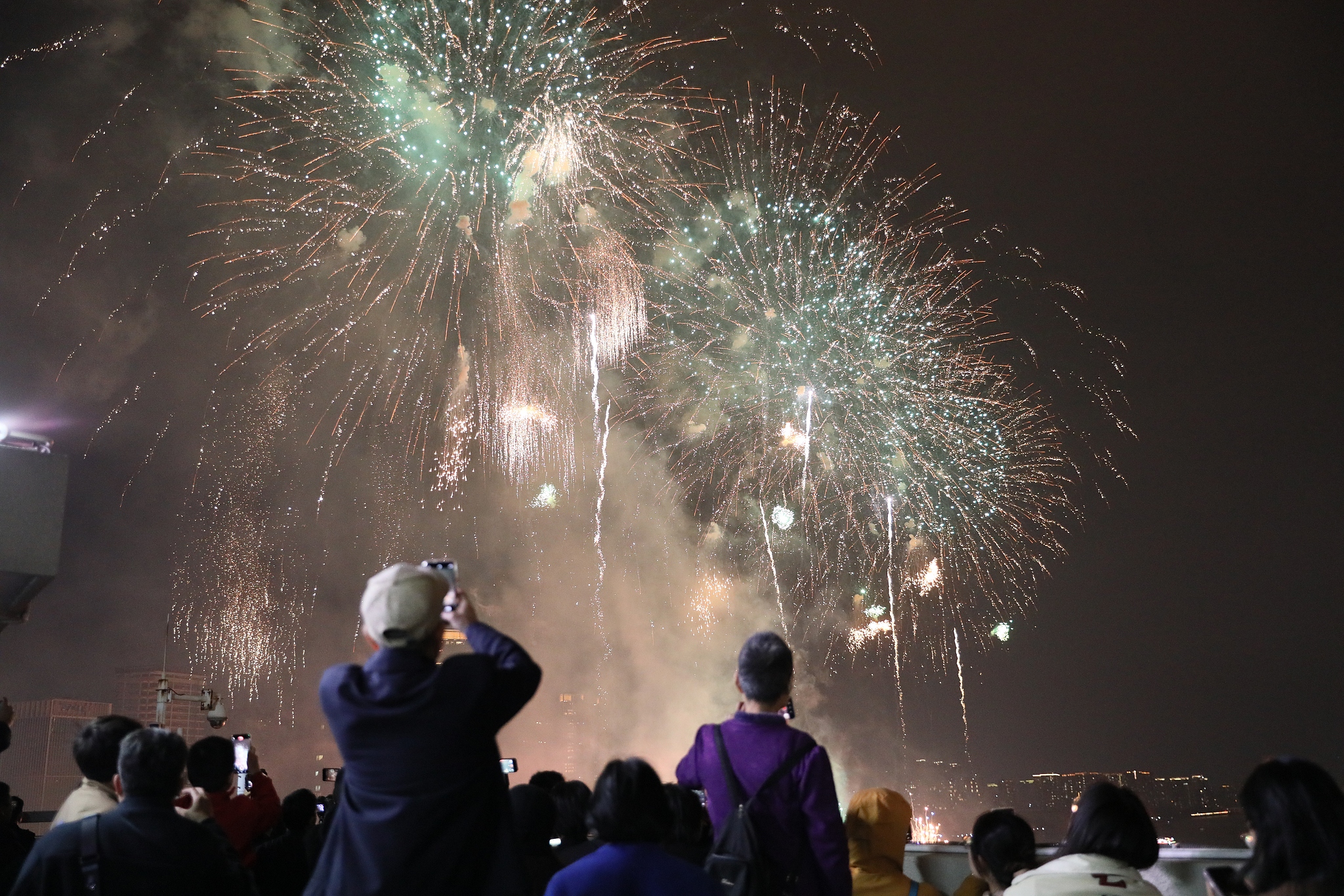 Fireworks over Beigetan, Guangzhou, south China's Guangdong Province, on Feburary 17, 2026. /VCG