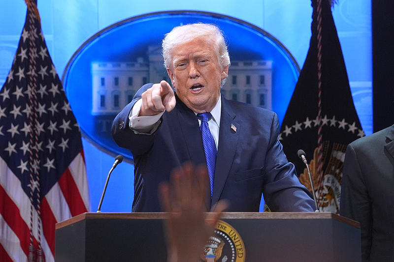 U.S. President Donald Trump points to a reporter during a press briefing at the White House in Washington, D.C., February 20, 2026. /VCG