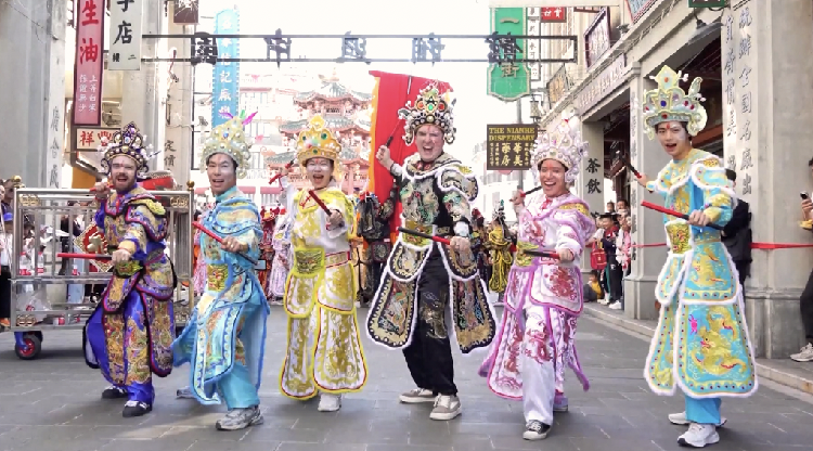 International tourists flock to China for Chinese New Year