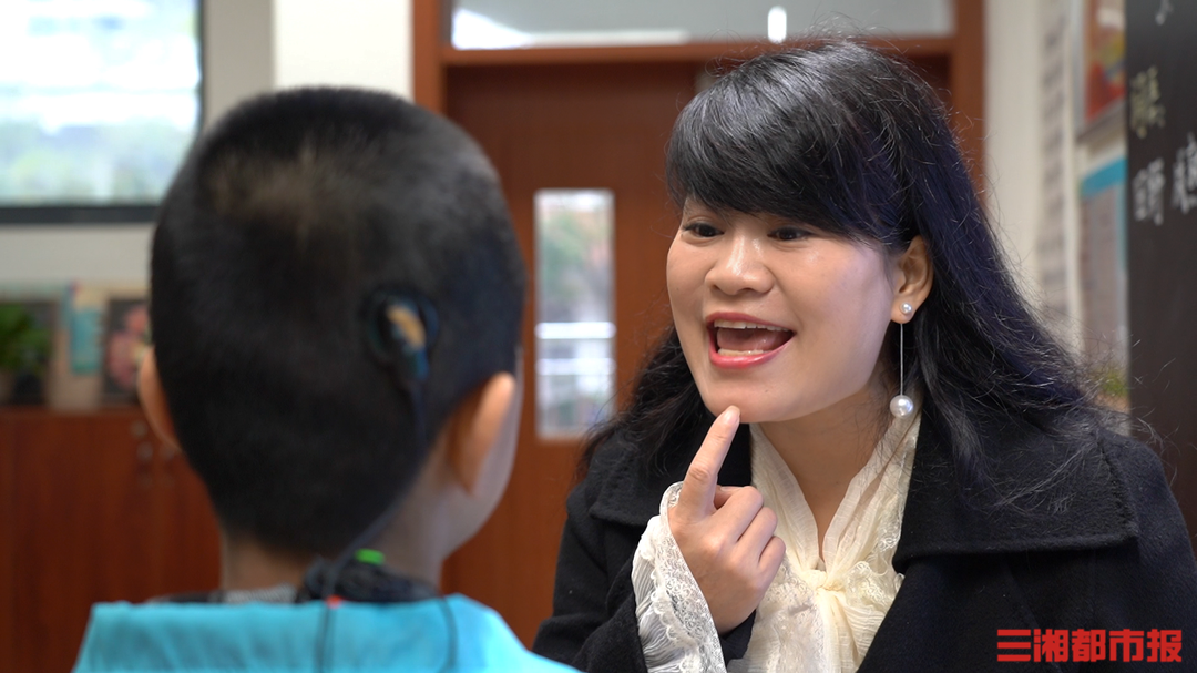 Liu Lingli: Opening the door to sound for children