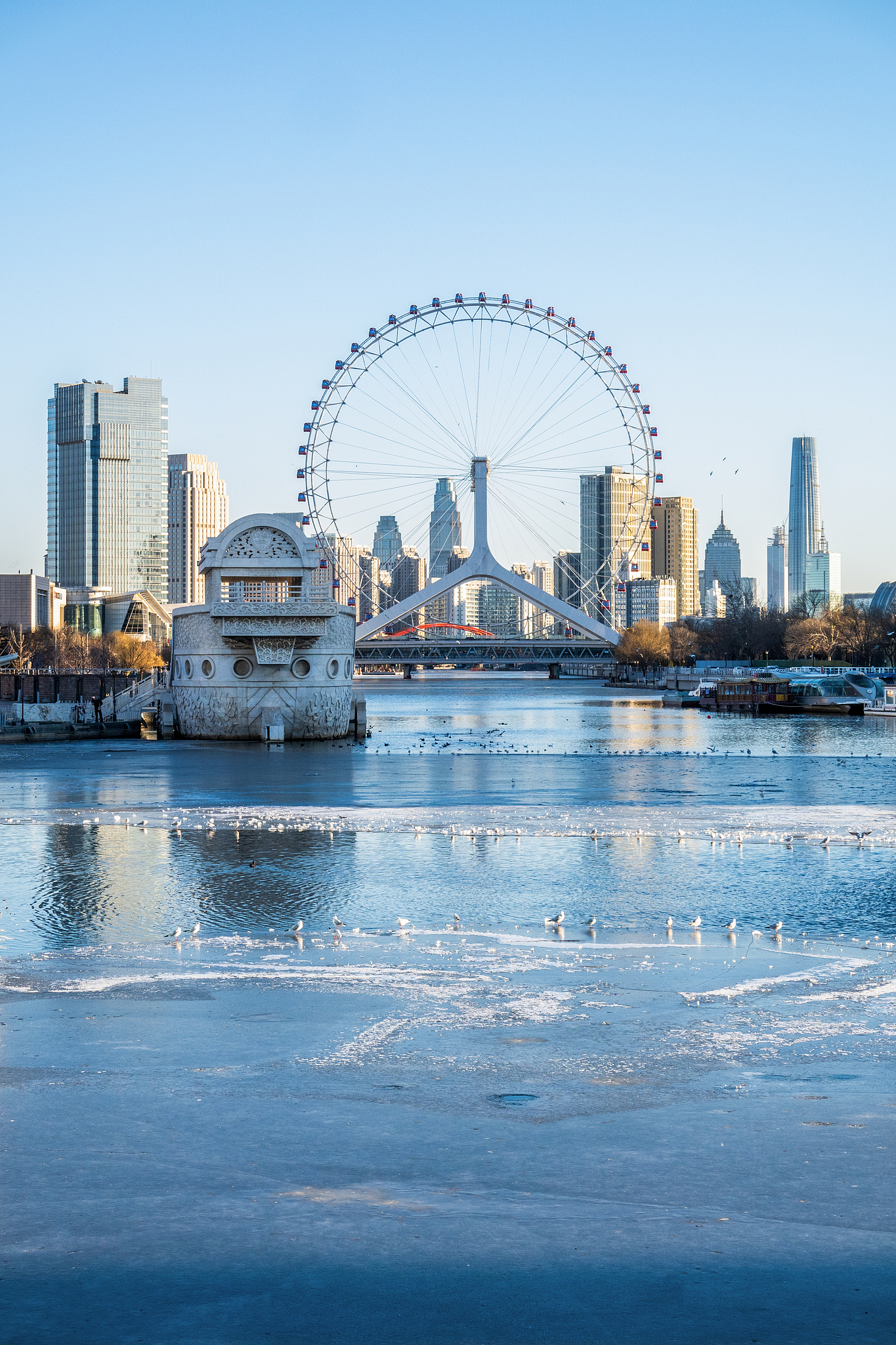 My hometown Tianjin: Life by the Haihe River flows easy and burns bright