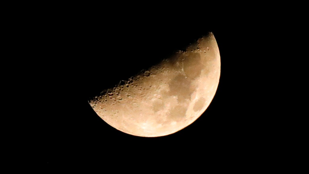 The moon over Beijing, February 24, 2026. /VCG