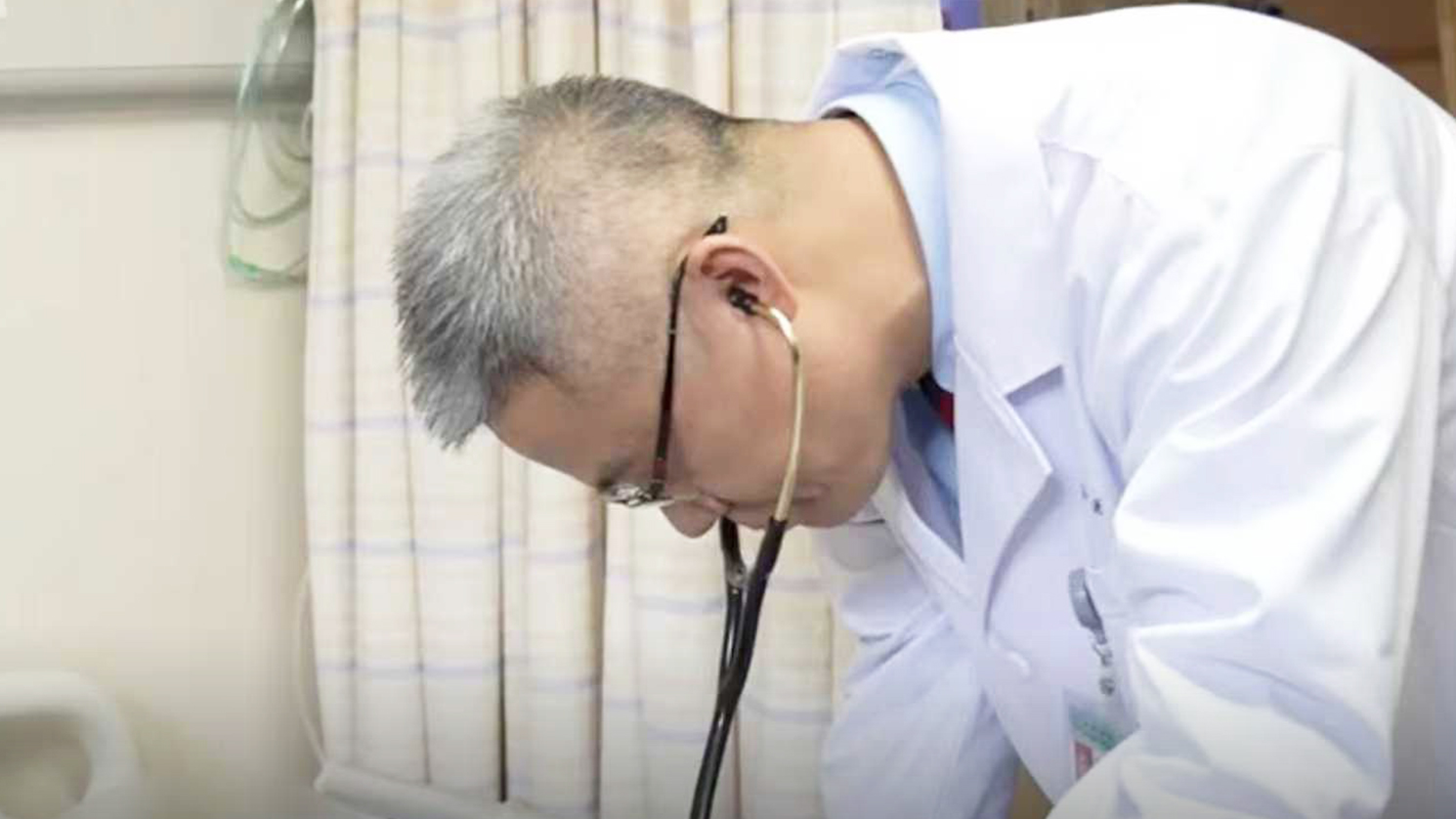 Zhang Junjie: From healing hearts to speaking for the people