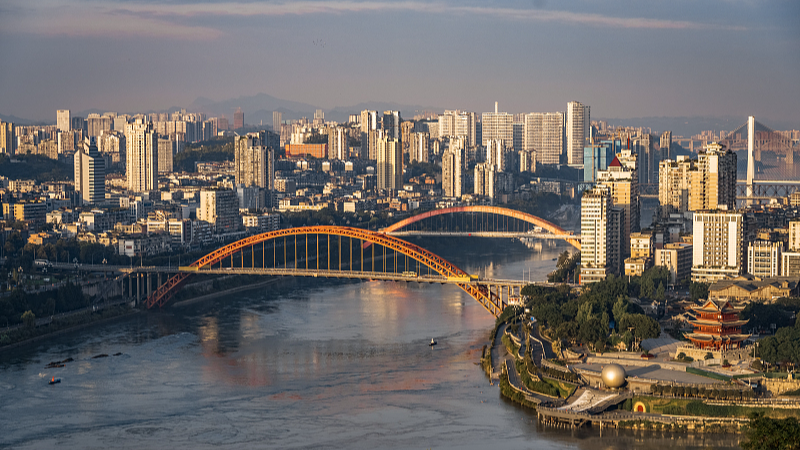 Live: Yibin – The gateway to the Yangtze River in southern Sichuan Province – Ep. 4