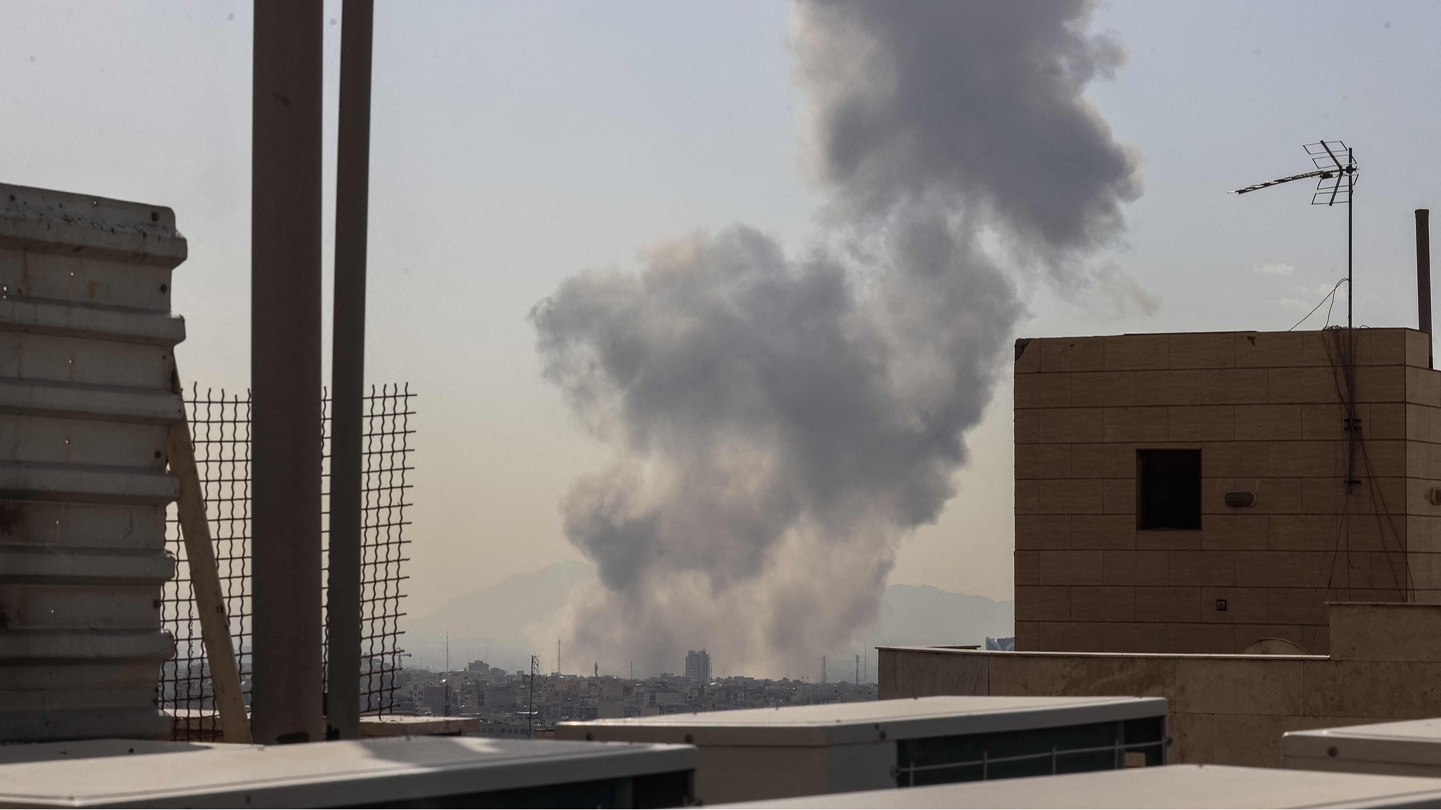 UN chief condemns U.S.-Israeli strikes on Iran, urges de-escalation