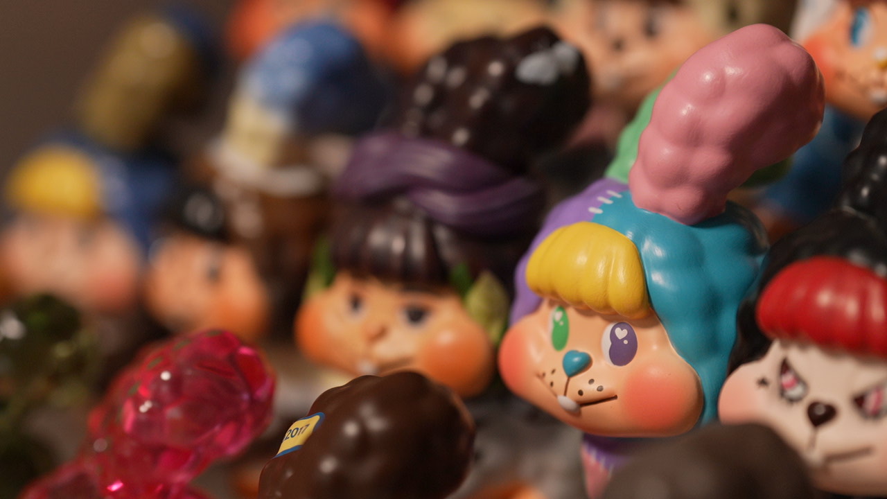 Can a toy heal a lonely heart? 