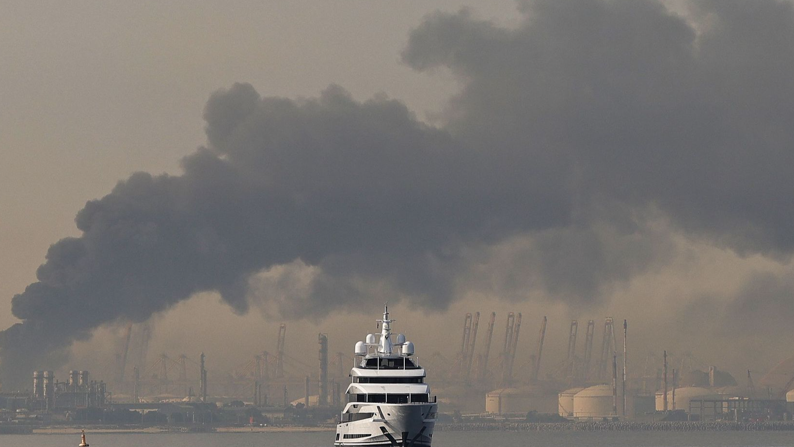 Iran conflict lights Hormuz fire, threatens global commodity chain