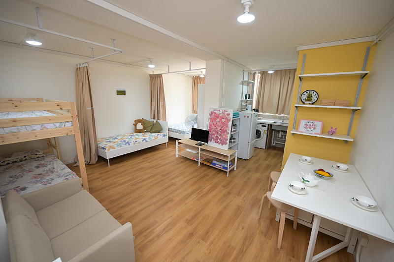 Light Public Housing eases living pressure in Hong Kong