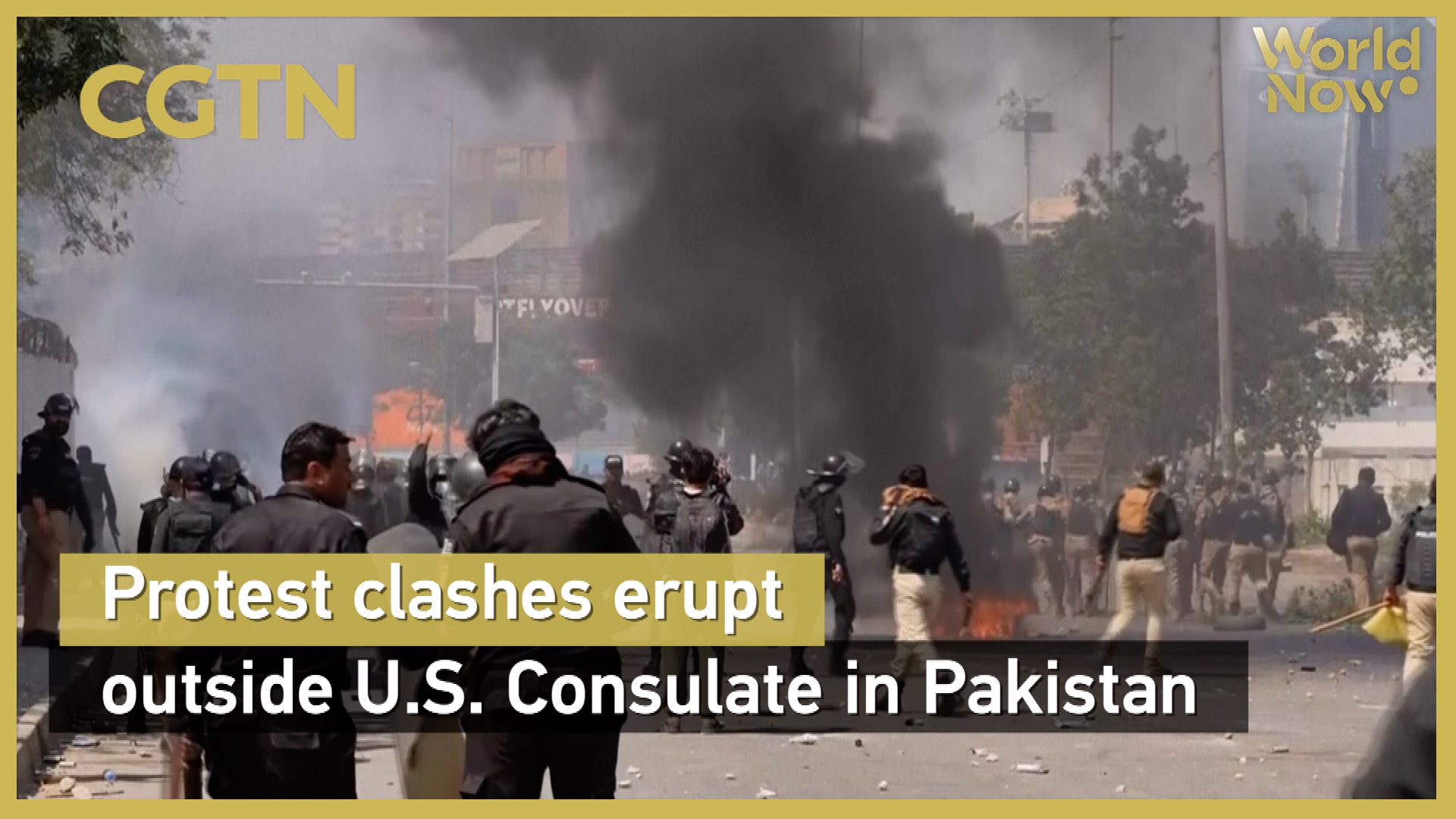 Protest clashes erupt outside U.S. Consulate in Pakistan
