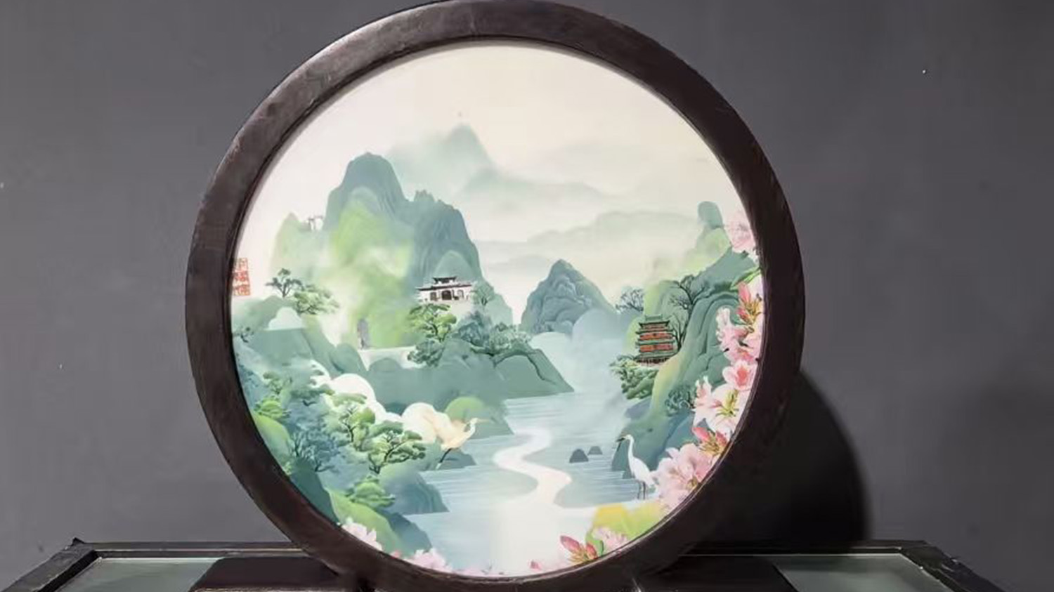 NPC Deputy Zhang Jingjing: Reviving ceramic art with technology