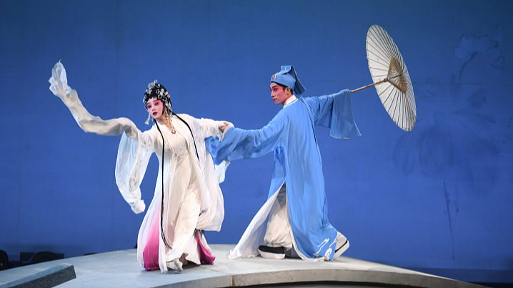 Preserving Cantonese Opera through education and multimedia