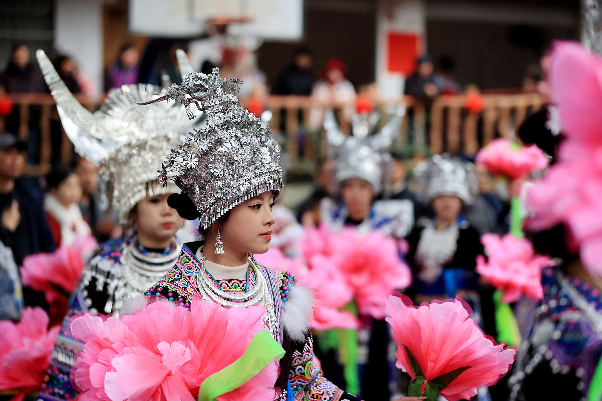 People from the Miao ethnic group performed the Caitang dance at Dongtian Village in Rongshui County, Guangxi Zhuang Autonomous Region. /VCG