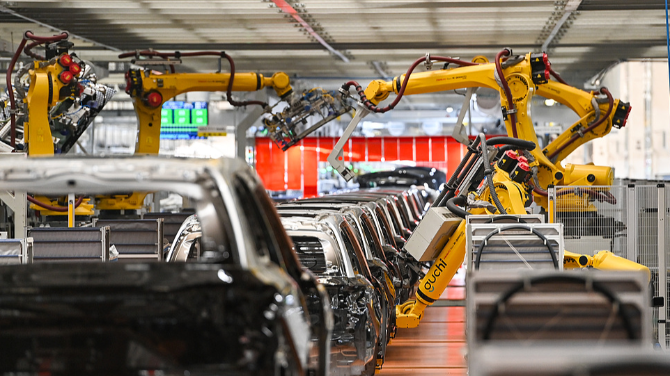 Government work report: China to refine Private Sector Promotion Law