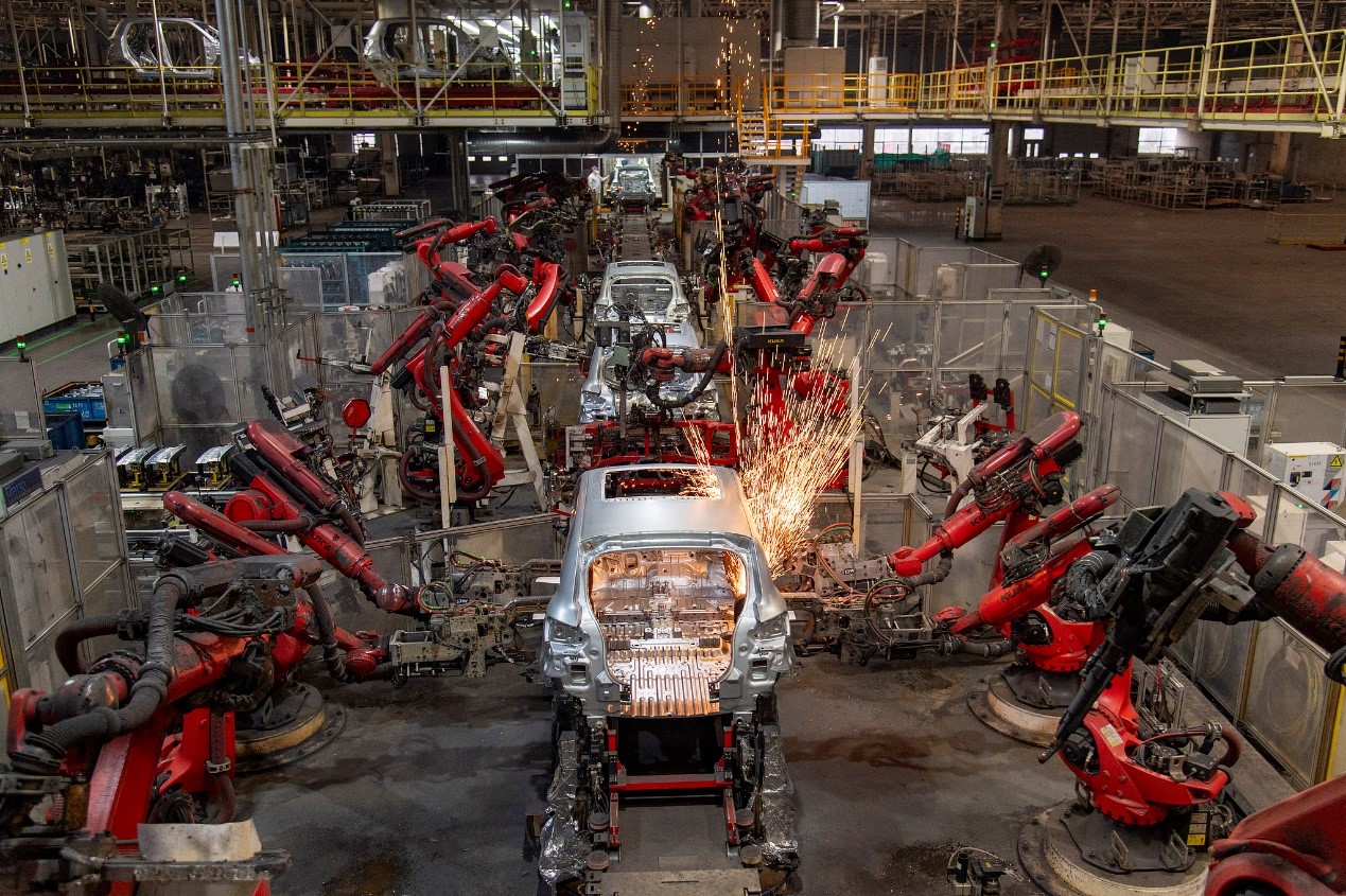 Robotic arms assemble NEVs at the smart factory of Leapmotor in the Jinhua New Energy Automobile Industrial Park, Zhejiang Province, China, February 26, 2026. /VCG