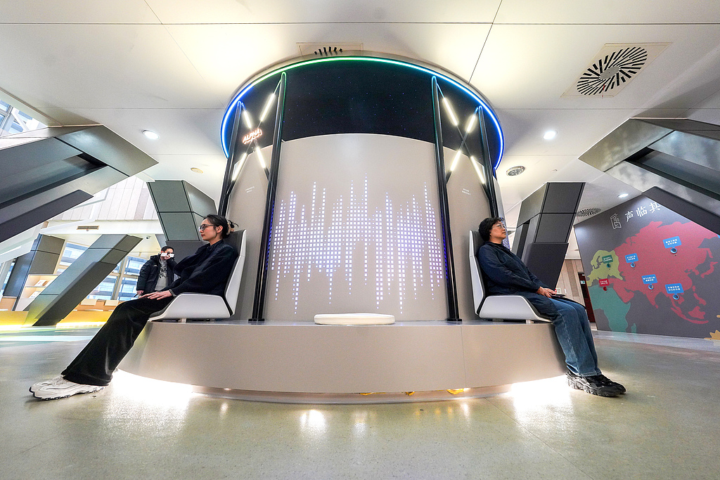 China's first emotion-themed library opens in Wuhan, Hubei Province on February 10, 2026. /VCG