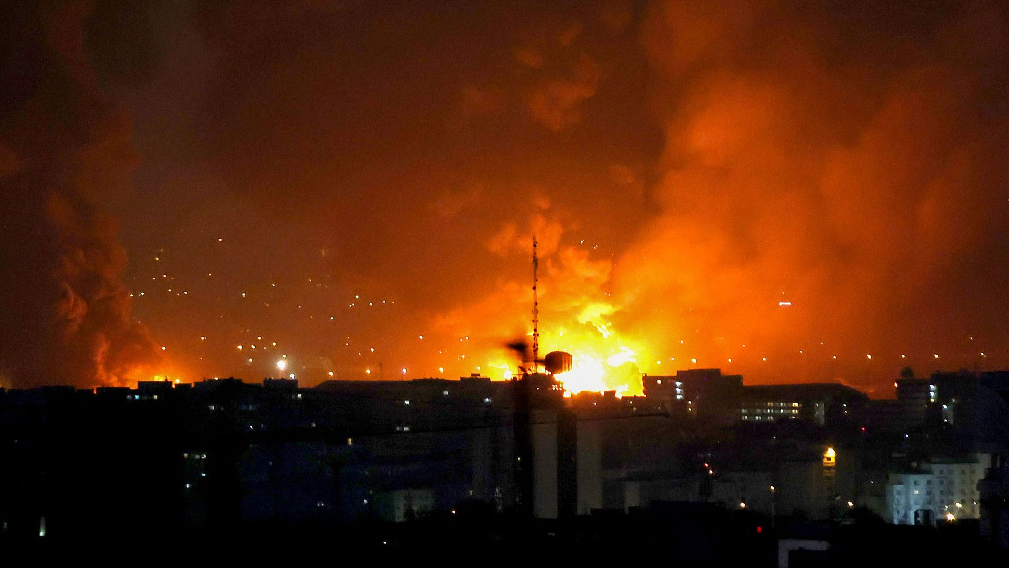 Smoke and fire rise from the site of air strikes at Mehrabad International Airport in Tehran, Iran, March 7, 2026. /VCG