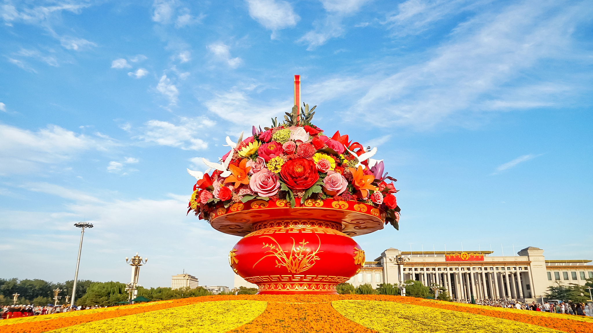 China always prioritizes neighboring countries on diplomatic agenda