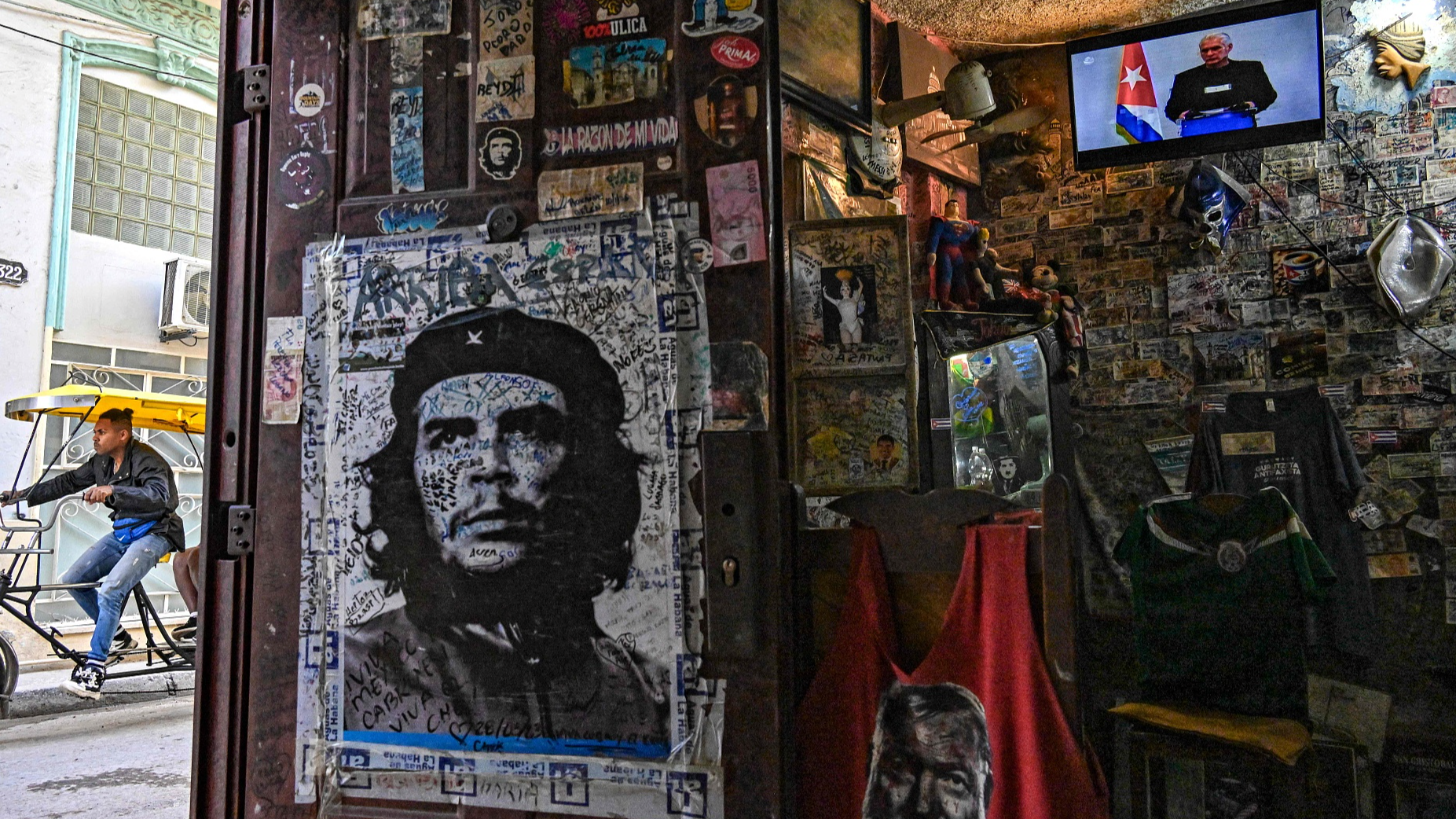 Cuban leader calls Trump's summit 'neocolonial' after US threats