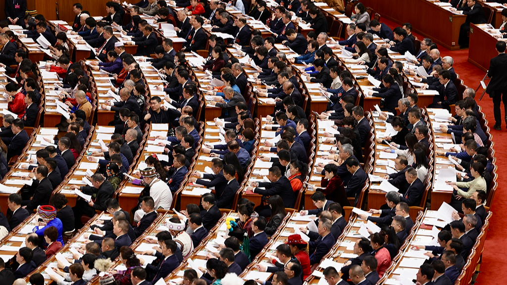 China's chief justice delivers work report to top legislature
