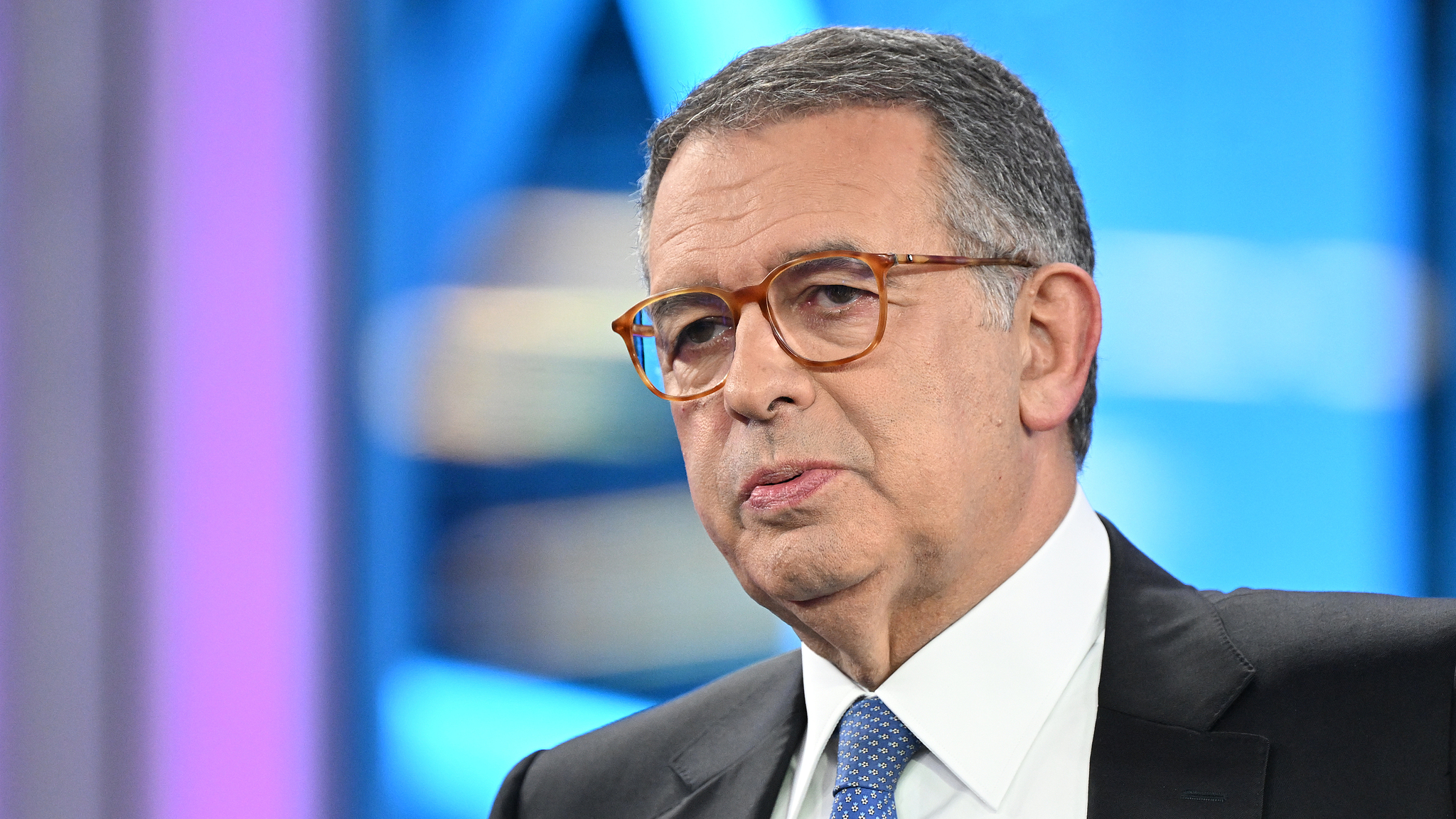 President Xi sends congratulations to Portugal's new president Seguro