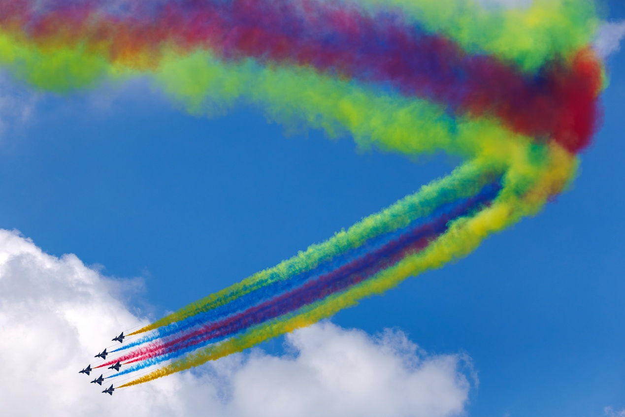 The People's Liberation Army (PLA) Air Force's Bayi aerobatic team performs during a flying display at the Singapore Airshow in Singapore, February 3, 2026. /CFP
