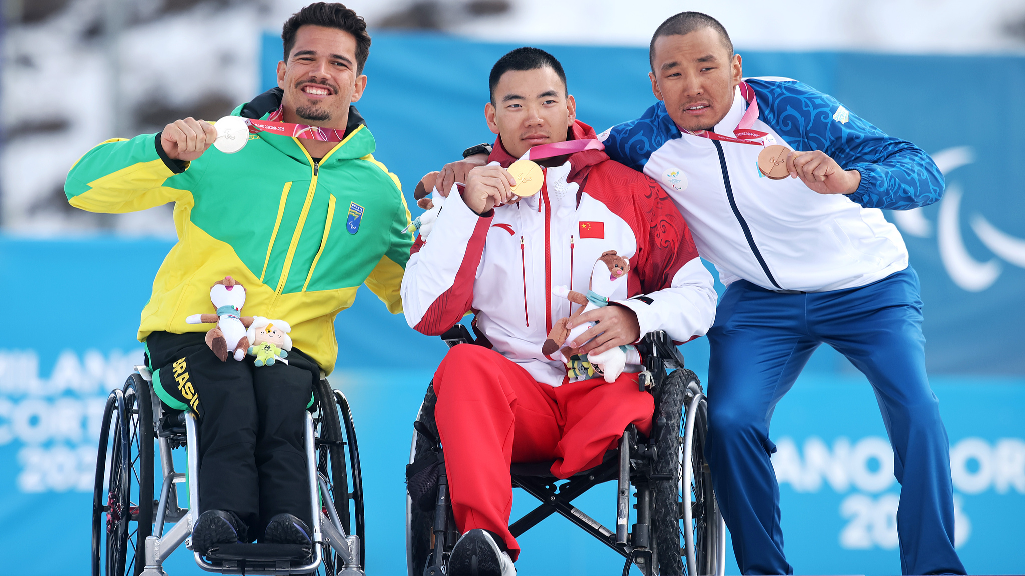 China wins multiple medals in Paralympic cross-country skiing