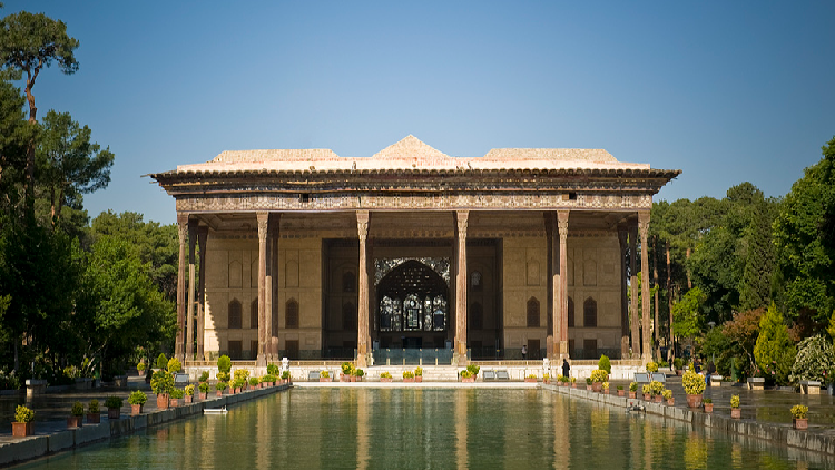 Historic Chehel Sotoun palace in Isfahan reported damaged in strikes