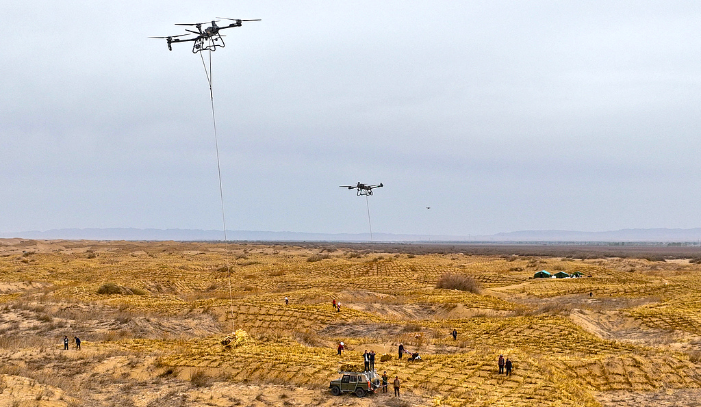 The site of a desertification control project under the Three-North Shelterbelt project in Zhangye City, northwest China's Gansu Province, April 25, 2025. /VCG