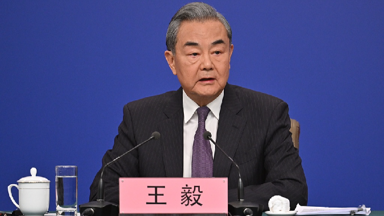Chinese foreign minister holds phone talks with Egyptian counterpart