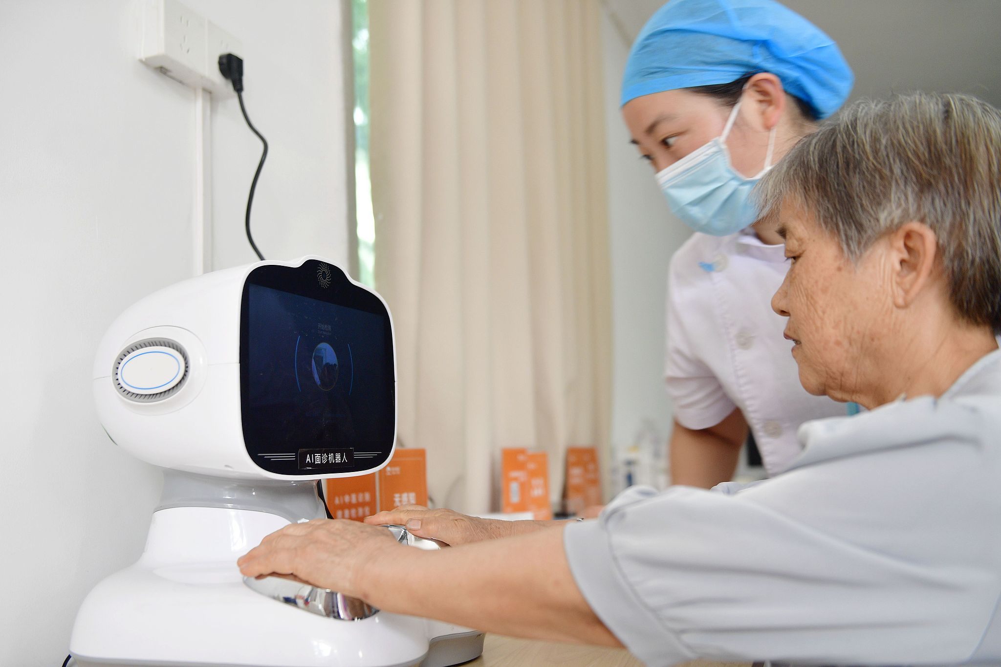 A medical staff utilizing an 