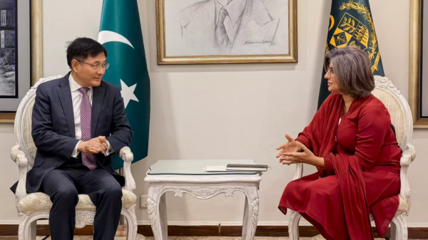 China's Special Envoy on Afghan Affairs Yue Xiaoyong meets with the Foreign Secretary of Pakistan Amna Baloch. /Chinese Ministry of Foreign Affairs