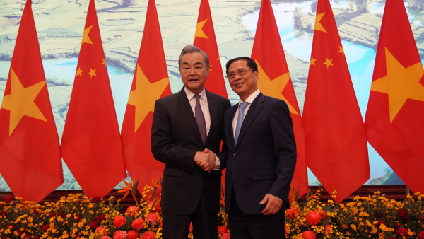 China, Vietnam hold meeting to advance cooperation