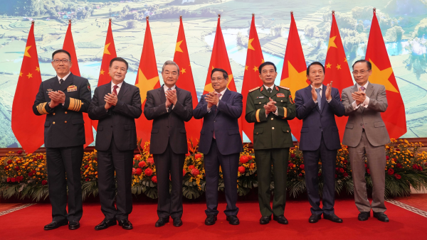 Vietnamese Prime Minister Pham Minh Chinh meets with Chinese Foreign Minister Wang Yi, Minister of Public Security Wang Xiaohong and Minister of National Defense Dong Jun in Hanoi, Vietnam on March 16, 2026. /Chinese Foreign Ministry