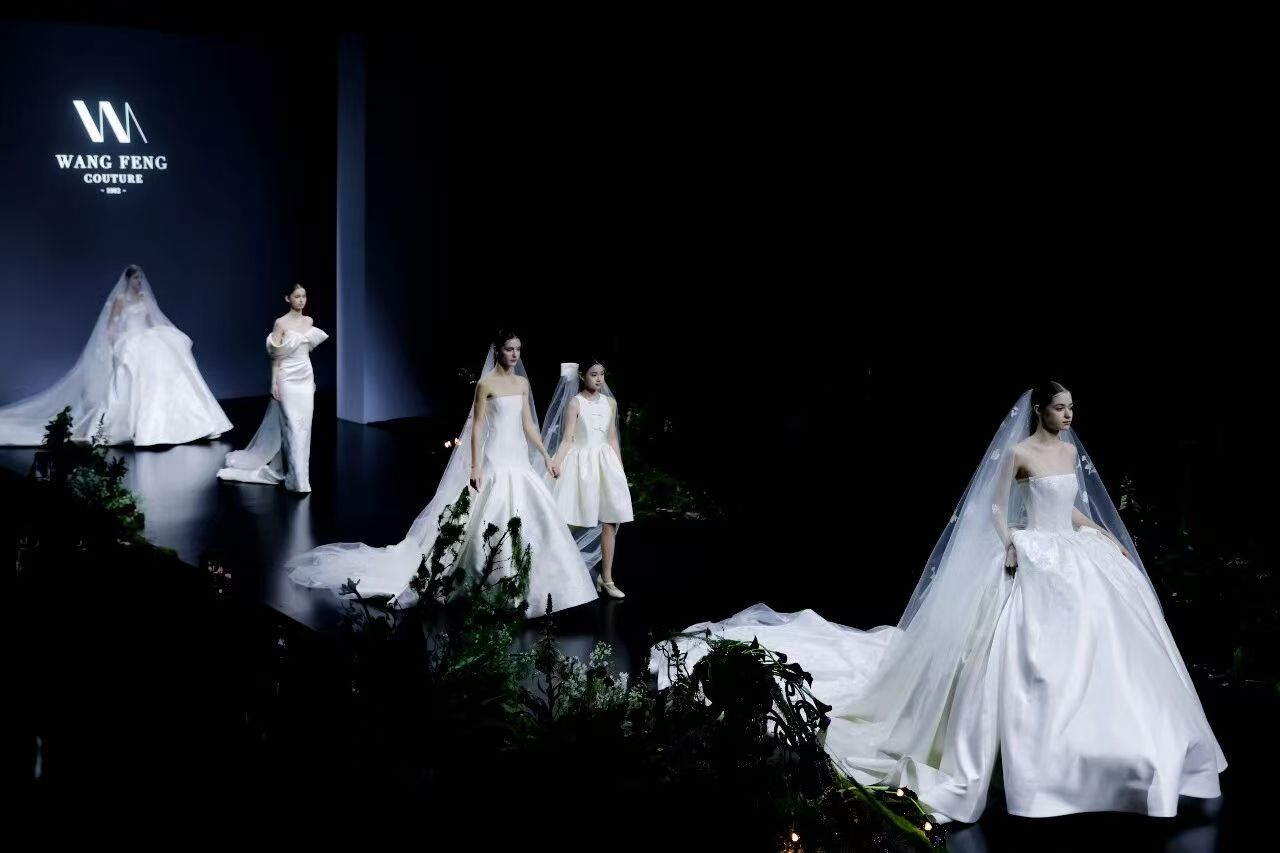 The GLAM showcase will return to New Bund 31 with its signature bridal and evening wear presentations. /CGTN

