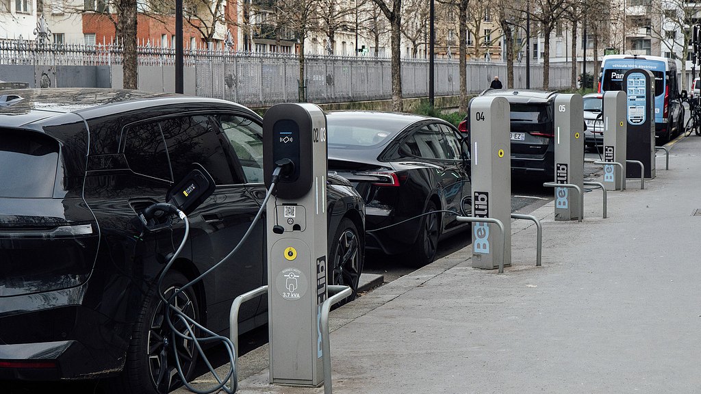 Charging stations for electric vehicles in Paris, France, December 17, 2025. /VCG