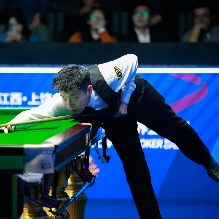 Zhao Xintong edges Long Zehuang to reach third round at World Open - CGTN