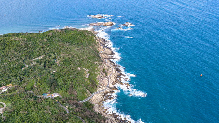 Live: Spectacular views revealed at Hainan's Wuzhizhou Island destination