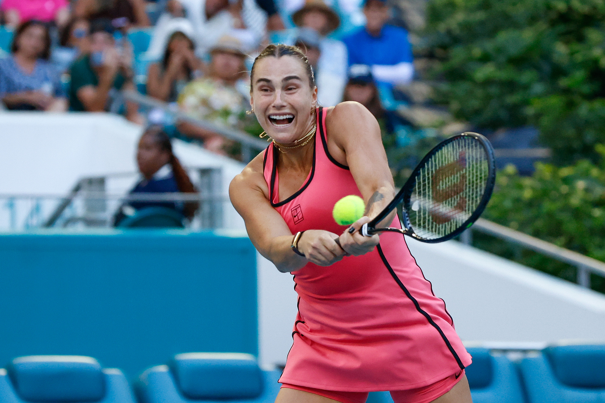 Aryna Sabalenka of Belarus hits a shot against Zheng Qinwen of China in a women's singles round of 16 match at the Miami Open at Hard Rock Stadium in Miami Gardens, Florida, March 23, 2026. /VCG