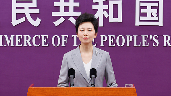 China's Ministry of Commerce spokesperson He Yongqian speaks at a press conference in Beijing, March 26, 2026. /China's Ministry of Commerce