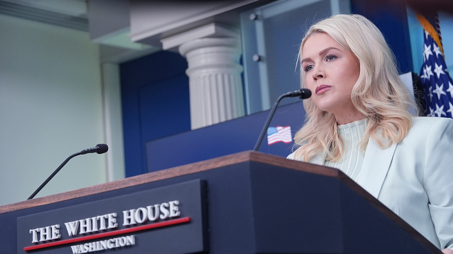 White House Press Secretary Karoline Leavitt speaks with reporters in the James Brady Press Briefing Room at the White House, Washington, D.C., the US, March 25, 2026. /VCG