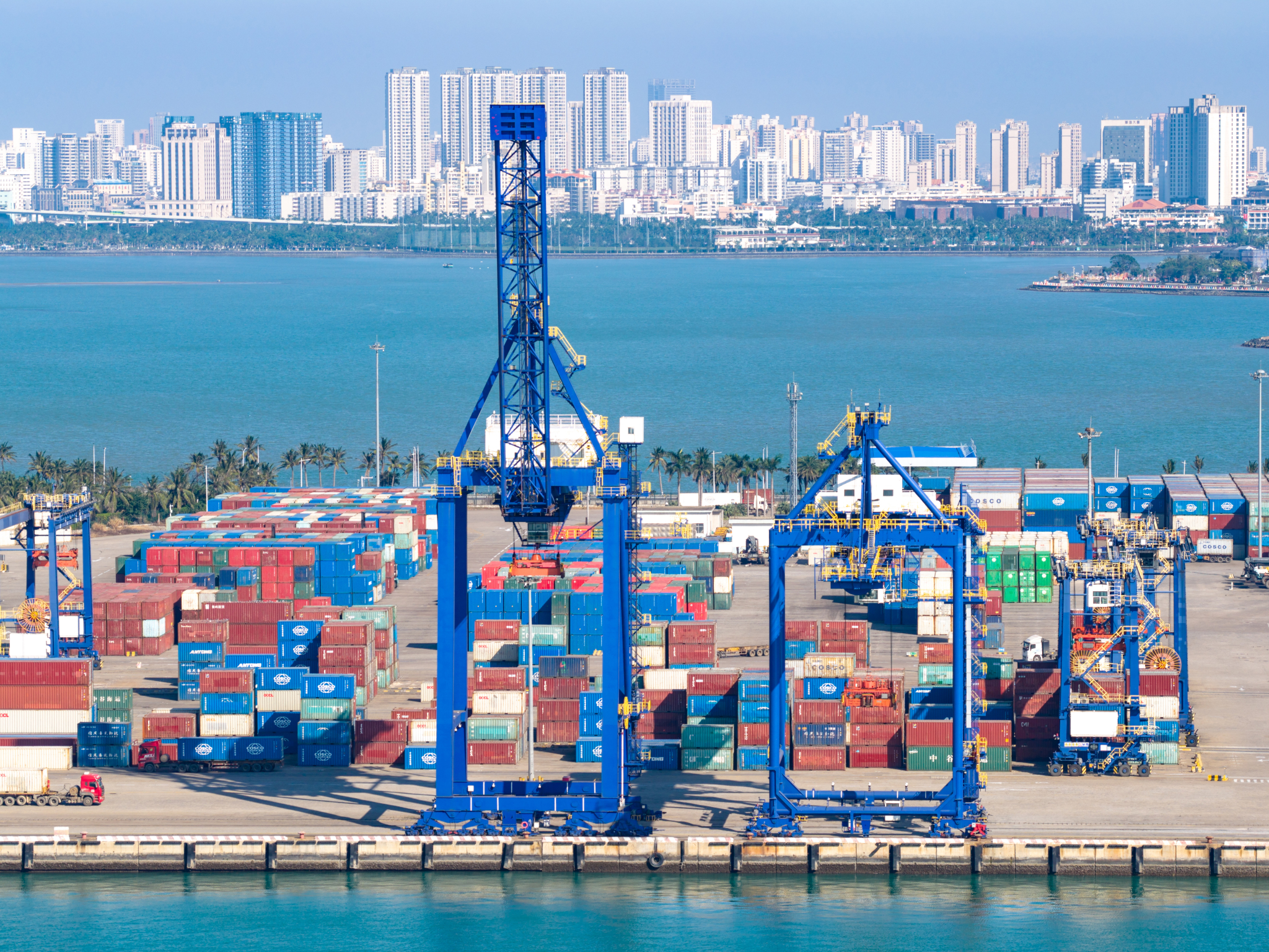 Container terminals at the port in Haikou, Hainan Province, December 21, 2025. /VCG
