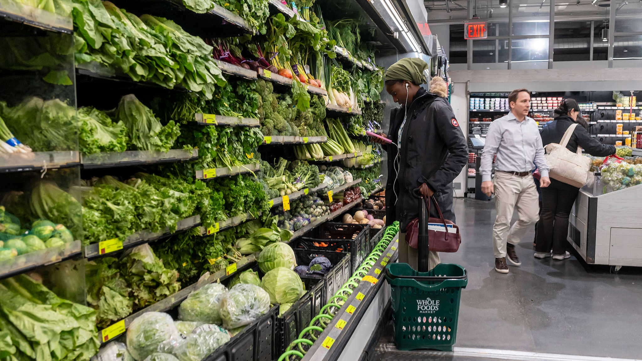 US consumers foot the bill one month into US-Israeli strikes on Iran