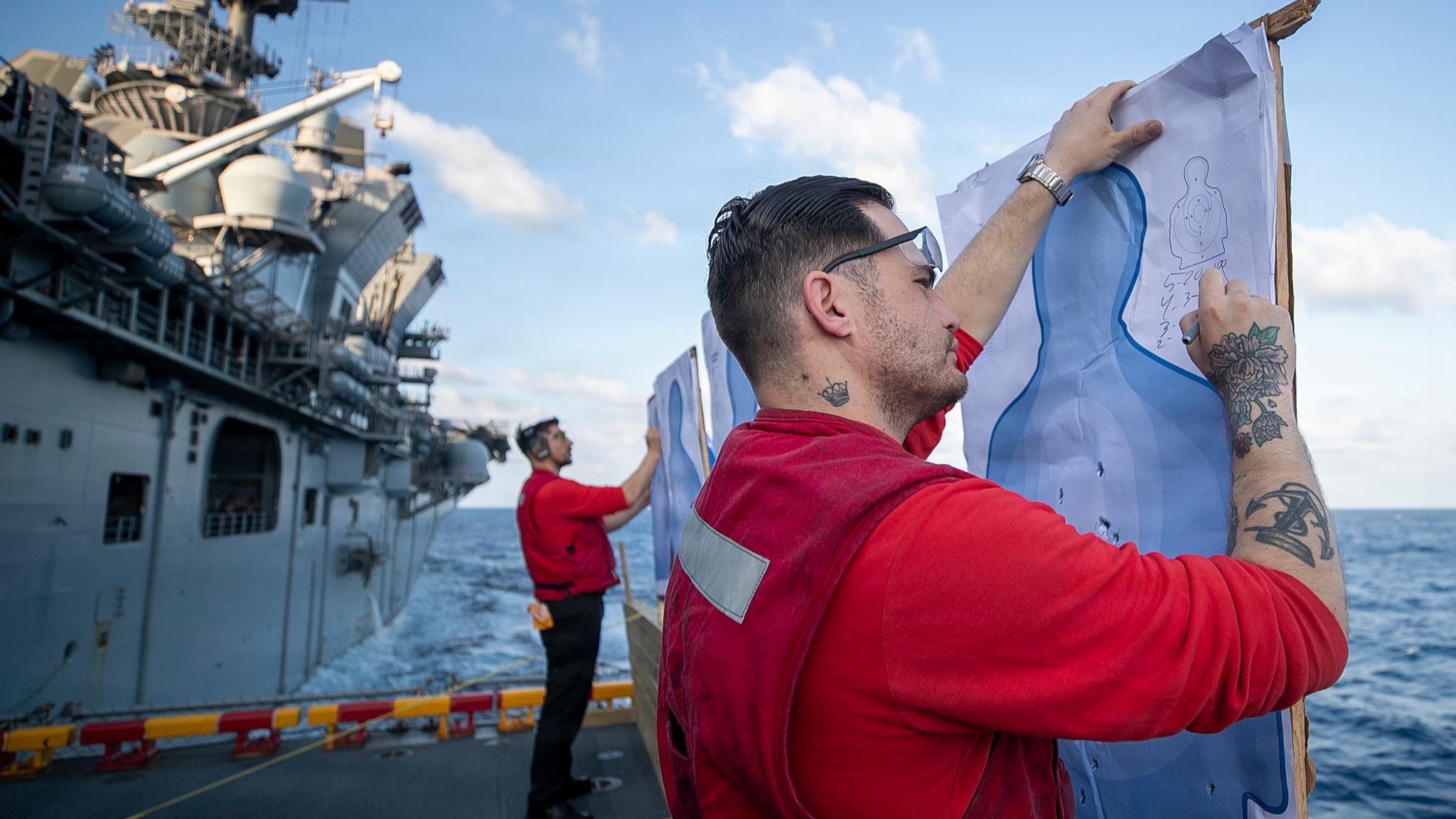 US deploys 3,500 Marines to Middle East amid war against Iran