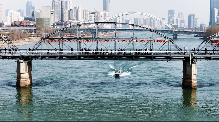The Yellow River turns emerald green in Lanzhou, northwest China