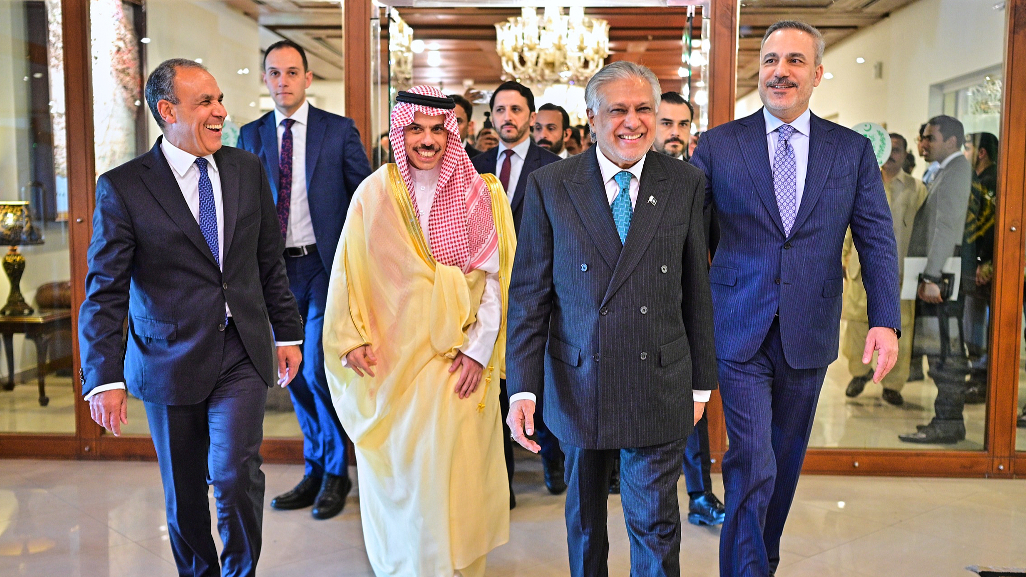 Foreign ministers of Pakistan, Saudi Arabia, Egypt and Türkiye walk prior to their meeting to discuss the Middle East conflict in Islamabad, Pakistan, March 29, 2026. /VCG 
